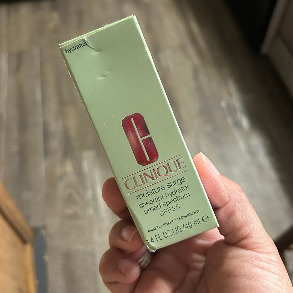 Clinique Moisture Surge Sheertint Hydrator SPF 25 Universal Deep 1.4ox NIB